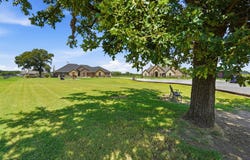 205 Lavender Court, Springtown, TX 76082