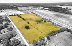 NE Packard Lane, Cameron, MO 64429