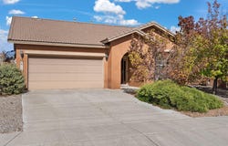 3512 N Pole Loop NE, Rio Rancho, NM 87144