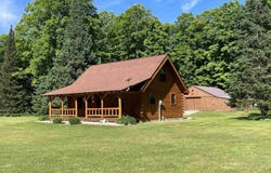 4702 N Banking Ground Road, Germfask, MI 49836