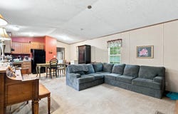 105 Whisperridge Ct, Moneta, VA 24121