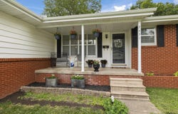 2451 S Hillside Drive, Springfield, MO 65804