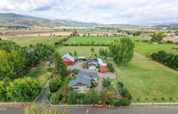 4919 Grant Road, Central Point, OR 97502