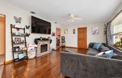 270 Old Commack Road, Kings Park, NY 11754