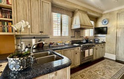 33 Walnut Street, San Francisco, CA 94118