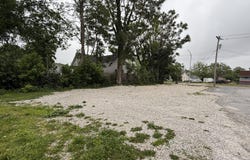 2107 N National Avenue, Springfield, MO 65803