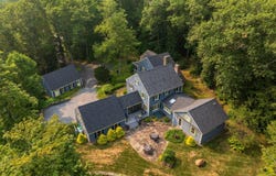 4 Elm Hill Road, Peterborough, NH 03458