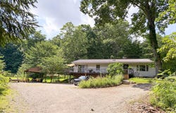 16961 Harble Griffith Road, Logan, OH 43138