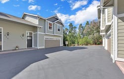 935 HEMLOCK St, Florence, OR 97439