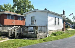 3438 Monroe Street, Lansing, IL 60438