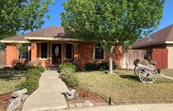 1796 Amanda Ln, Eagle Pass, TX 78852