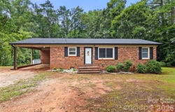 3104 University Drive, Lancaster, SC 29720