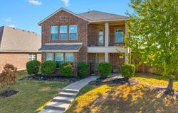 1734 Pioneer Way, Lancaster, TX 75146