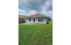 2321 Bur Oak Dr, Cantonment, FL 32533