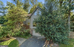 7337 HOOKING Road, MCLEAN, VA 22101