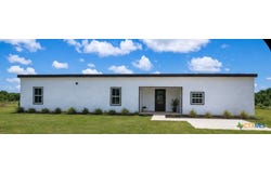 950 Highsmith Road, Luling, TX 78648