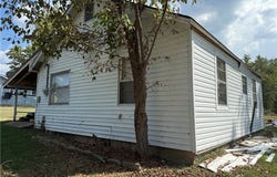 111 S Spring Street, Marshall, AR 72650