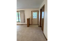 1421 12th Avenue, Windom, MN 56101