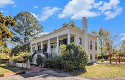 112 Hillcrest Road, West Point, GA 31833