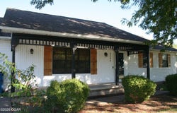 2306 Hazel Avenue, Carthage, MO 64836