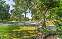 1541 W FAYETTE Avenue, Springfield, IL 62704