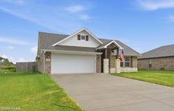 1311 Foundry Drive, Carthage, MO 64836