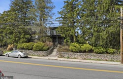 144 W MAIN Street, ADAMSTOWN, PA 19501