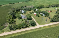 27935 480th Ave, Canton, SD 57013