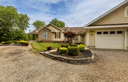 4600 Ava Road, Murphysboro, IL 62966