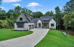 40 Laurel Ridge, Forsyth, GA 31029