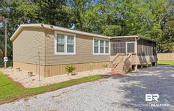 9422 Seabright Avenue, Elberta, AL 36530