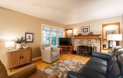 2416 S 79th St, West Allis, WI 53219