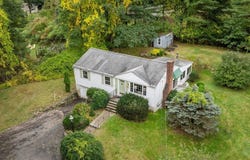 74 Davidson Rd, Boxborough, MA 01719