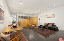 615 Hampton Dr, Venice, CA 90291