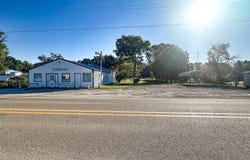 57 S Main St, Strawberry, AR 72469