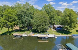 61626 Lagoon Drive, Cassopolis, MI 49031