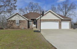 325 Southview Drive, Branson, MO 65616