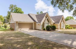 2004 N Fox Trail, Benton, AR 72019