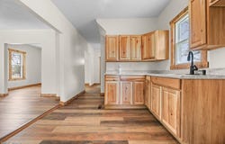 215 E Pennsylvania Avenue, Sebring, OH 44672