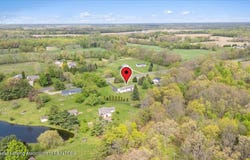 9215 S Clinton Trail, Eaton Rapids, MI 48827