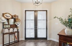 210 Jeff Vaughn, Blanco, TX 78606