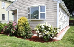 28 State St, Chicopee, MA 01013
