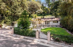 5220 Palm Drive, La Canada Flintridge, CA 91011