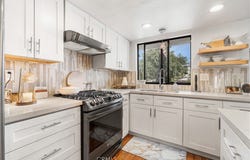 620 W Hyde Park, Inglewood, CA 90302