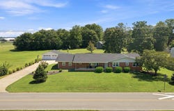 226 N Hampton Avenue, Republic, MO 65738