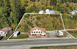 218 W Main St, Hope, ID 83836