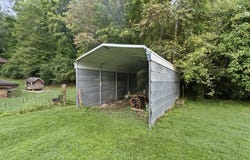 3783 KY 476, Clayhole, KY 41317