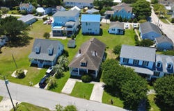 213 Elm Street, Beaufort, NC 28516