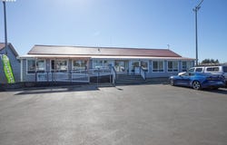751 W RIVERSIDE Dr, Coquille, OR 97423
