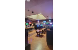 607 E 1ST St, Newberg, OR 97132